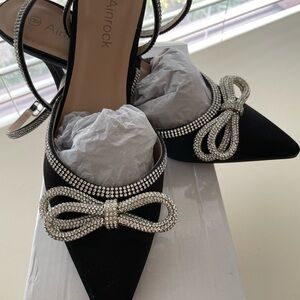 Elegant Black Heels with Rhinestone Bow by